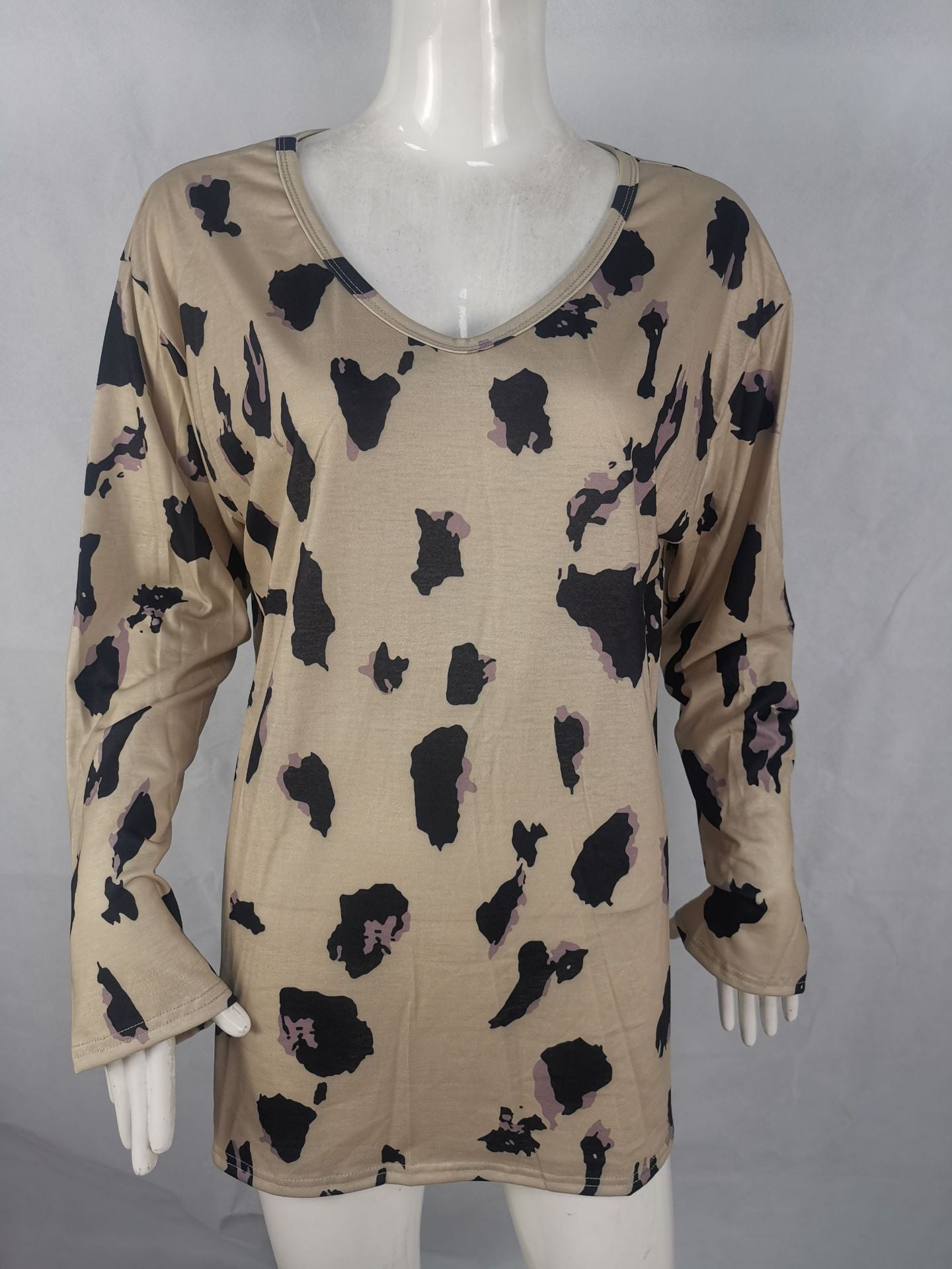 Womans stylish lepoard print top